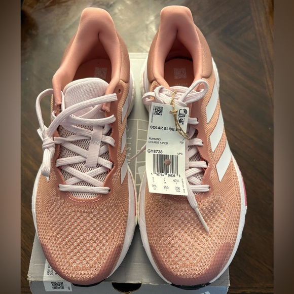 NWT  Adidas Women’s Solar Glide Running Shoe (size 8.5 ) - Picture 1 of 9